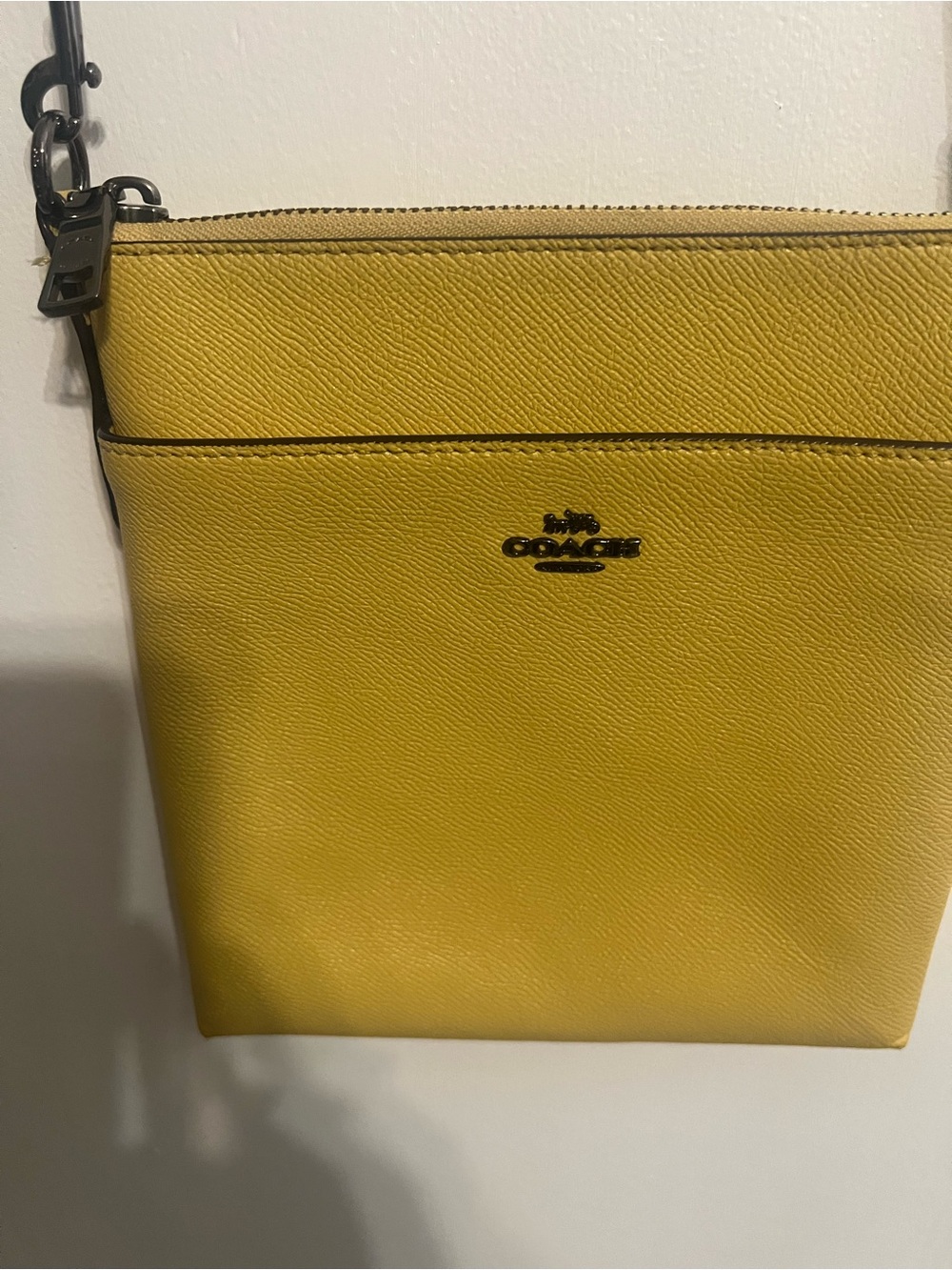 Coach Women’s Yellow Leather Crossbody Bag with Adjustable Strap